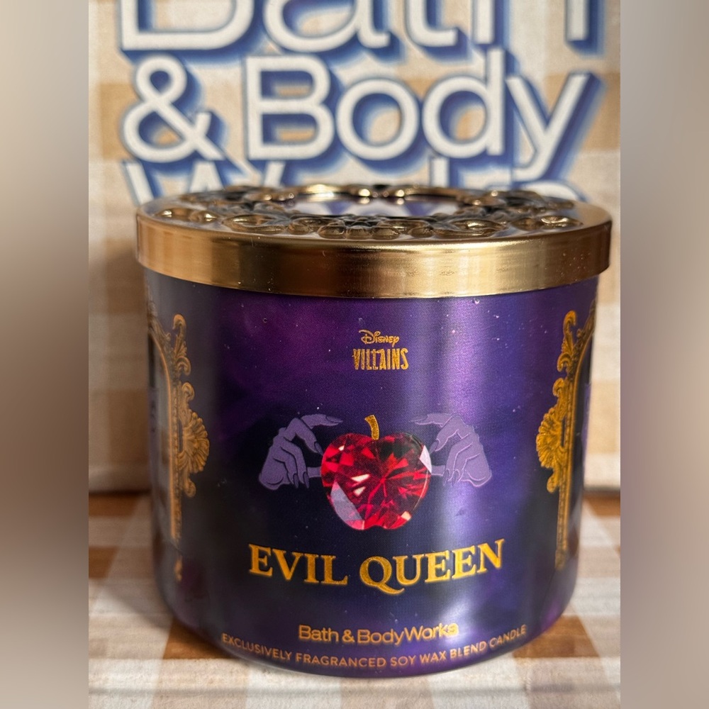 NEW B&BW 3 Wick Disney Villain Evil Queen Candle, Limited Edition Collection